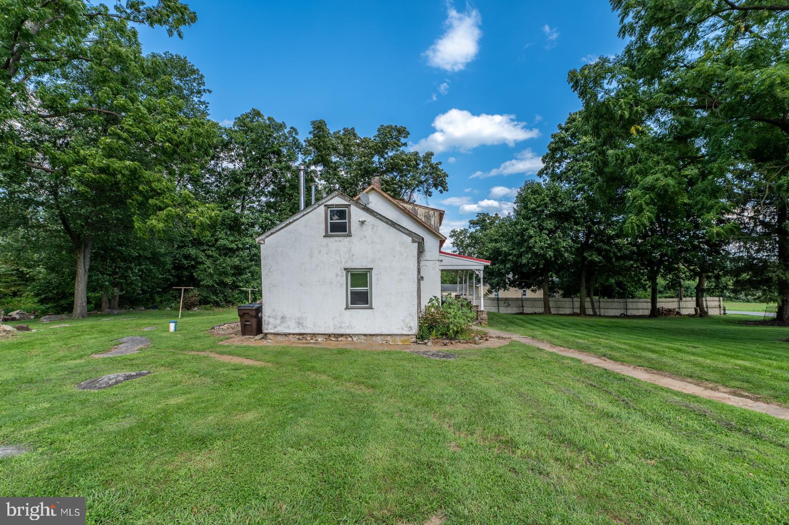 3334 Conestoga Road Glenmoore, PA 19343 - Photo 46 of 49 Side View