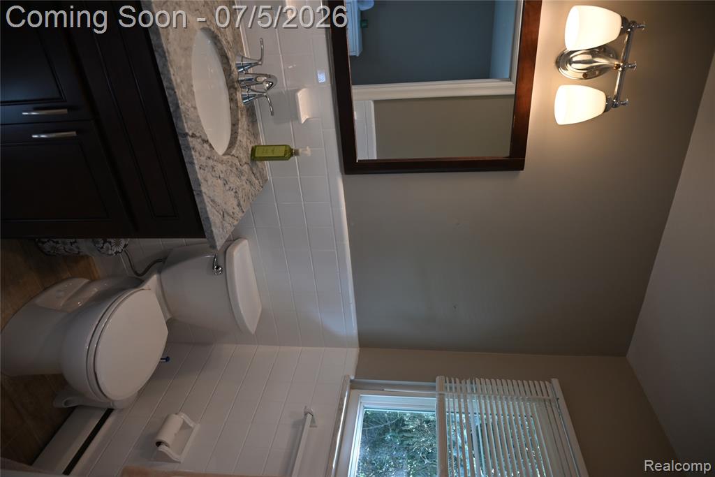 917 South Reading Road Bloomfield Hills, MI 48304 - Photo 35 of 41