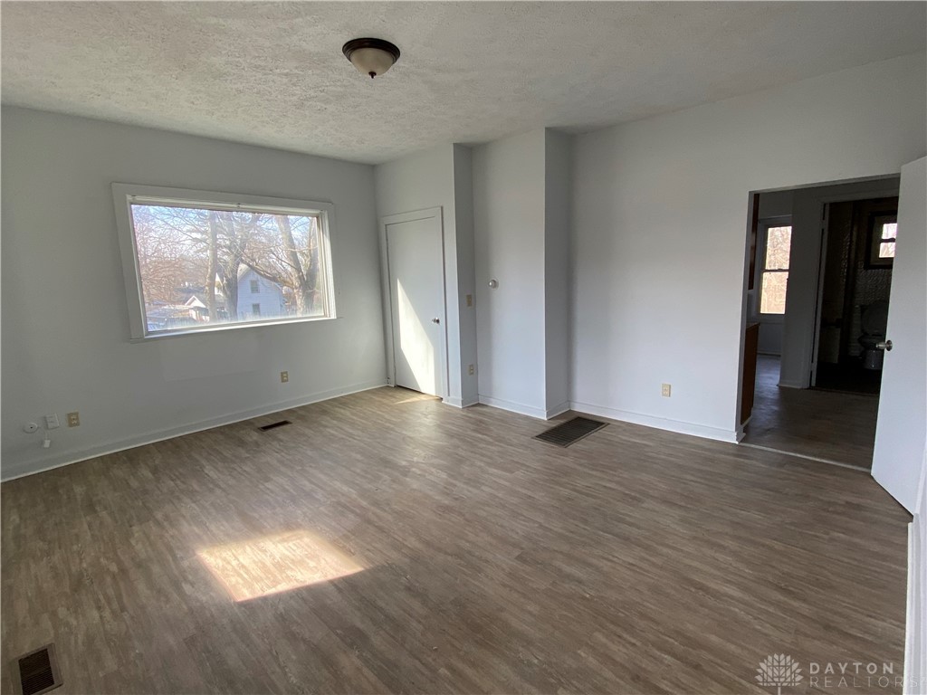 2903 Old Troy Pike Riverside, OH 45404 - Photo 5 of 12