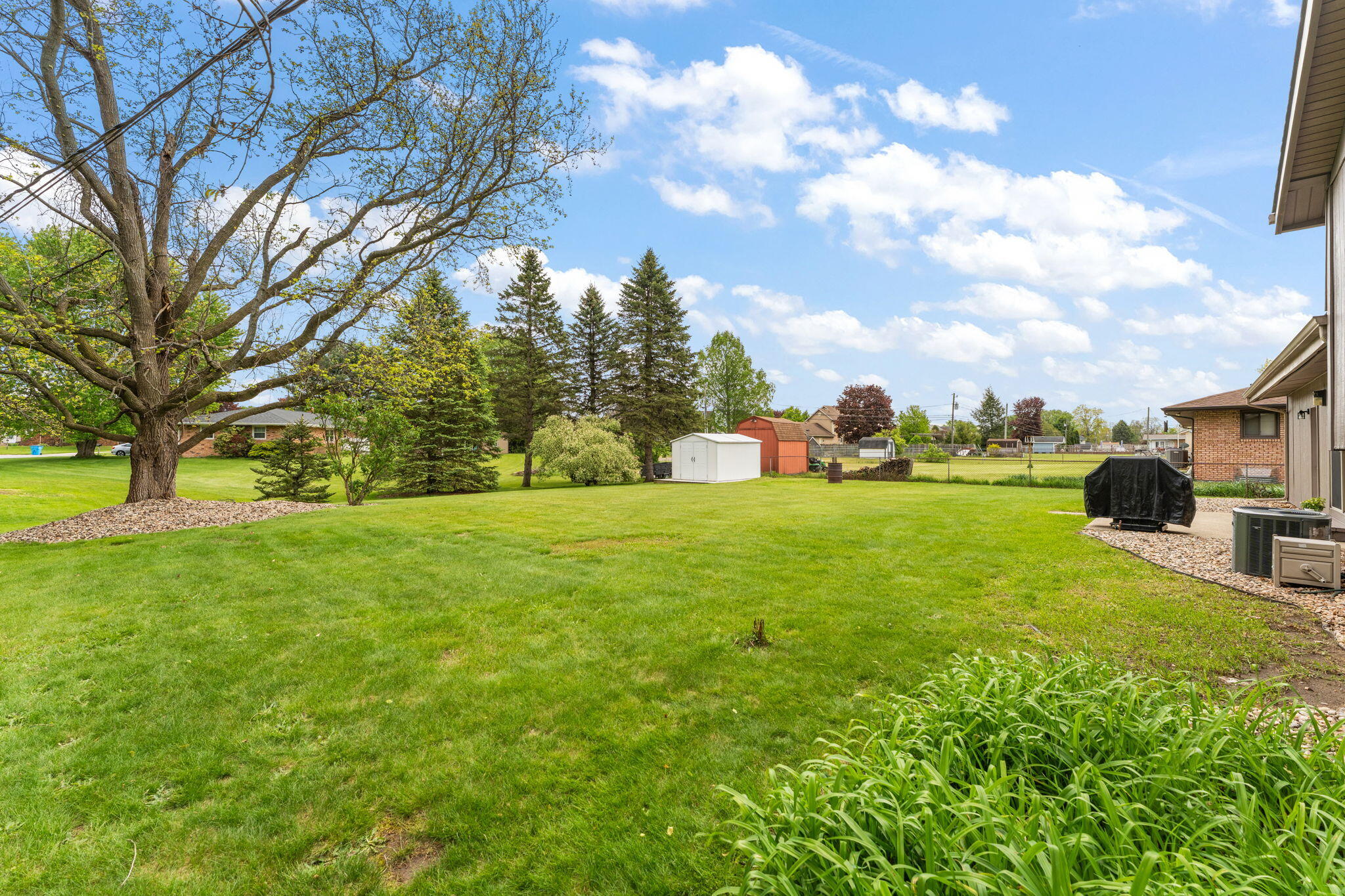 55944 Buckeye Road Mishawaka, IN 46545 - Photo 37 of 38 2048x1365
