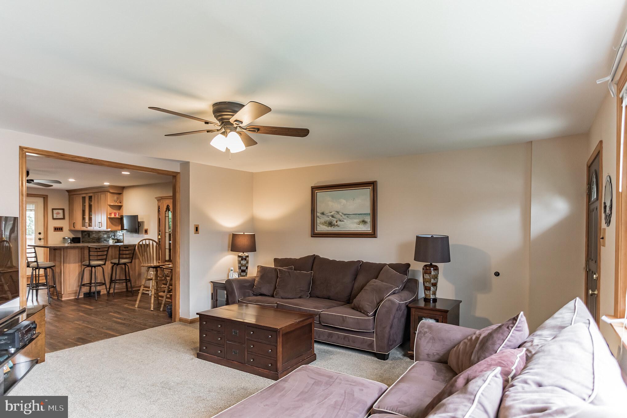 12514 Deer Run Road Philadelphia, PA 19154 - Photo 6 of 36 Gallery Image 6