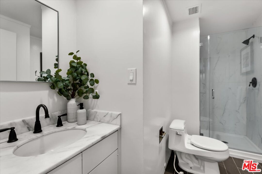 1333 South Beverly Glen Boulevard, Unit 405 Los Angeles, CA 90024 - Photo 17 of 25