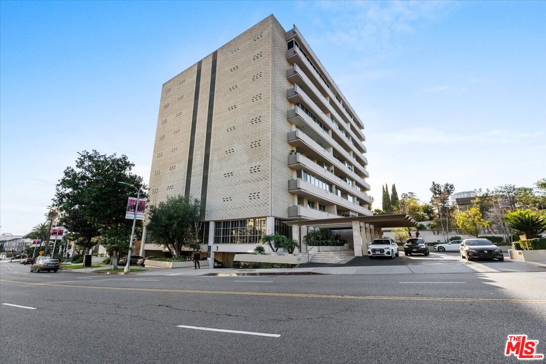 1333 South Beverly Glen Boulevard, Unit 405 Los Angeles, CA 90024 - Photo 24 of 25