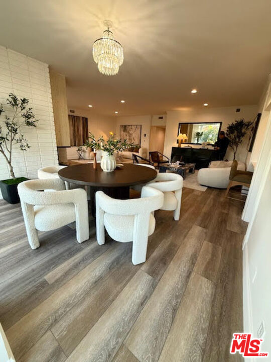 1333 South Beverly Glen Boulevard, Unit 405 Los Angeles, CA 90024 - Photo 3 of 25