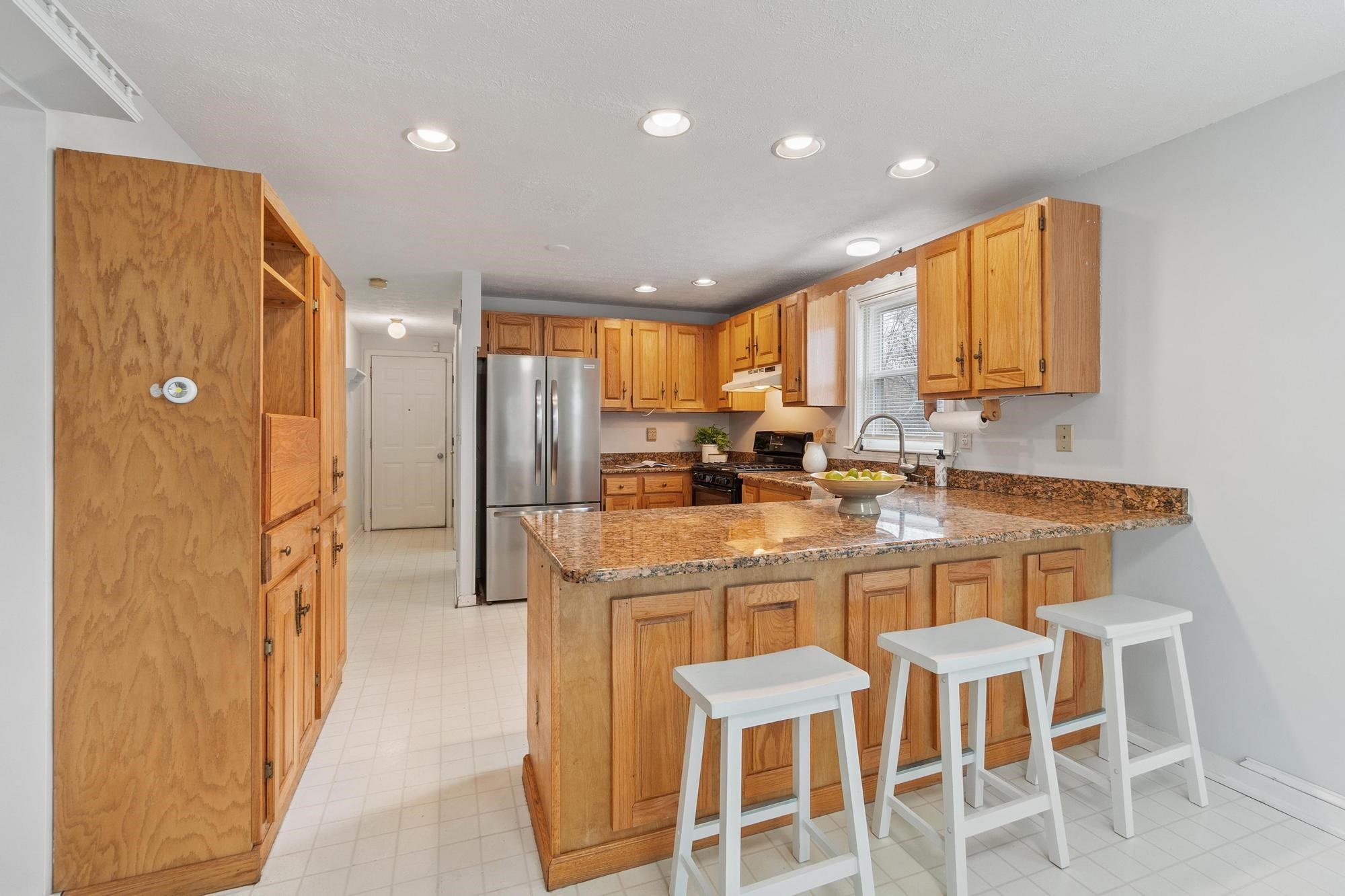 5 Rachel Court Derry, NH 03038 - Photo 13 of 45