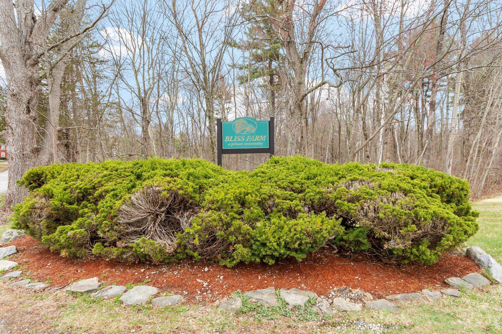 5 Rachel Court Derry, NH 03038 - Photo 41 of 45
