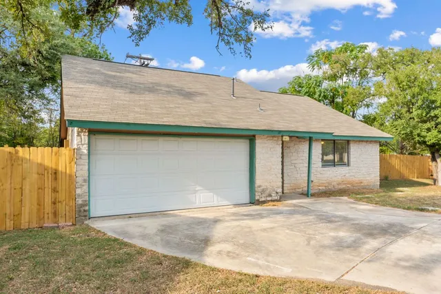 a view of a house with a outdoor space