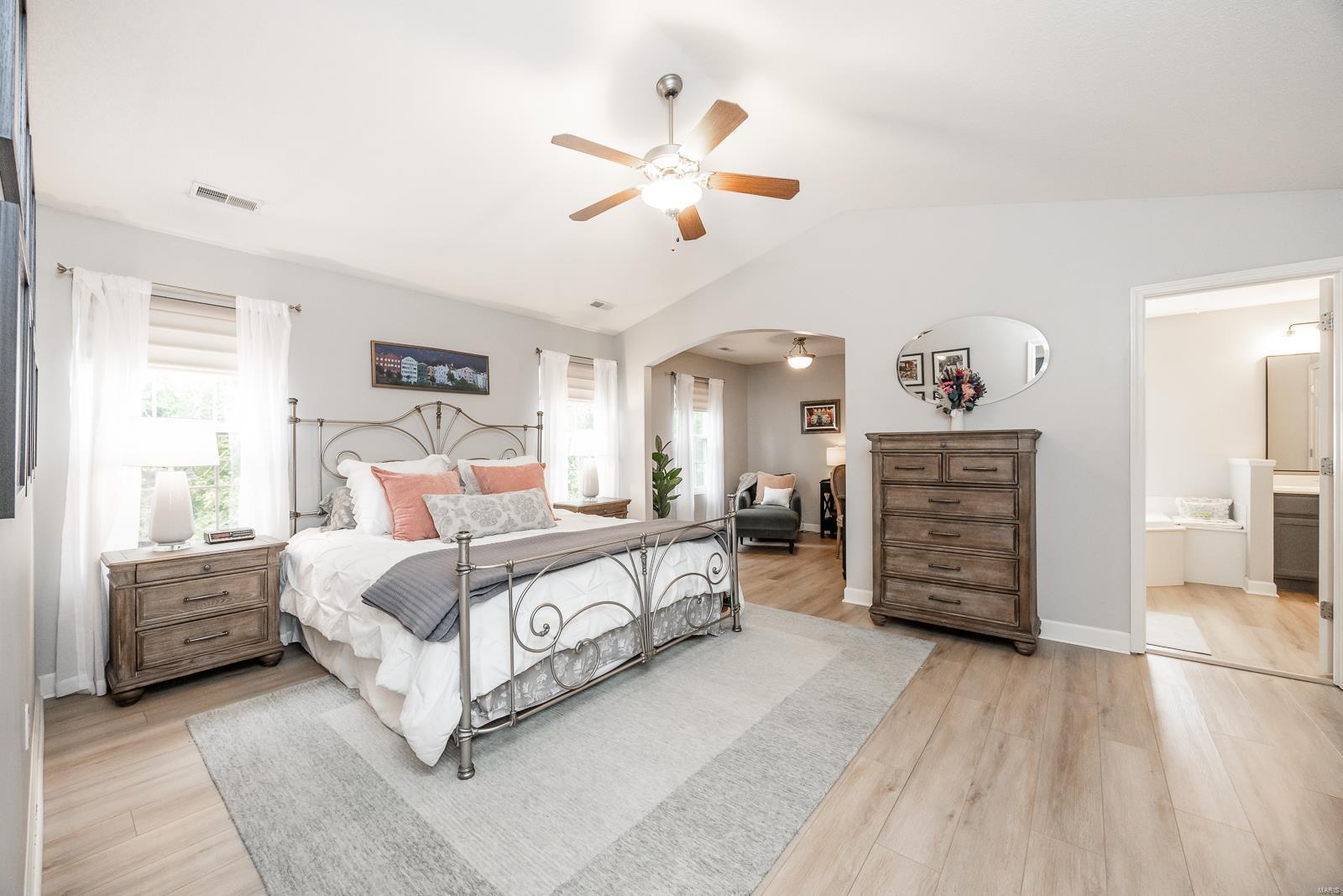 6175 Stone Wolfe Drive Glen Carbon, IL 62034 - Photo 23 of 49