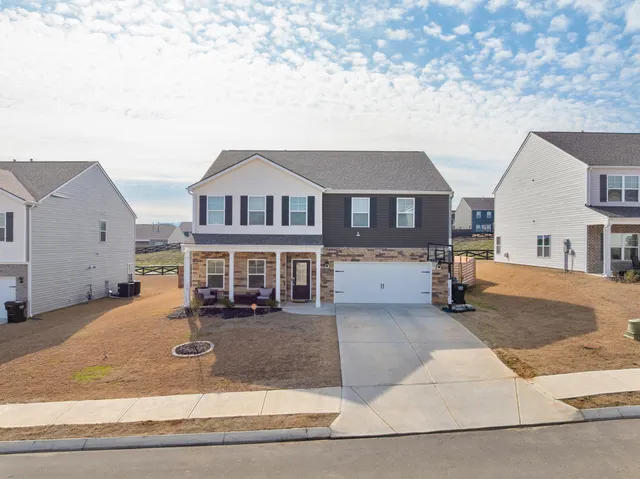 $425,000 | 8592 Raspberry Way, Ooltewah, TN 37363