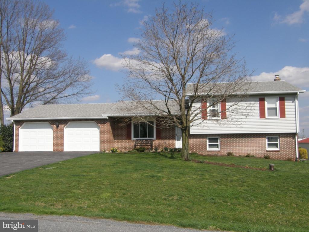3083 Homestead Road Mount Joy, PA 17552 - Photo 1 of 29 Gallery Image 1