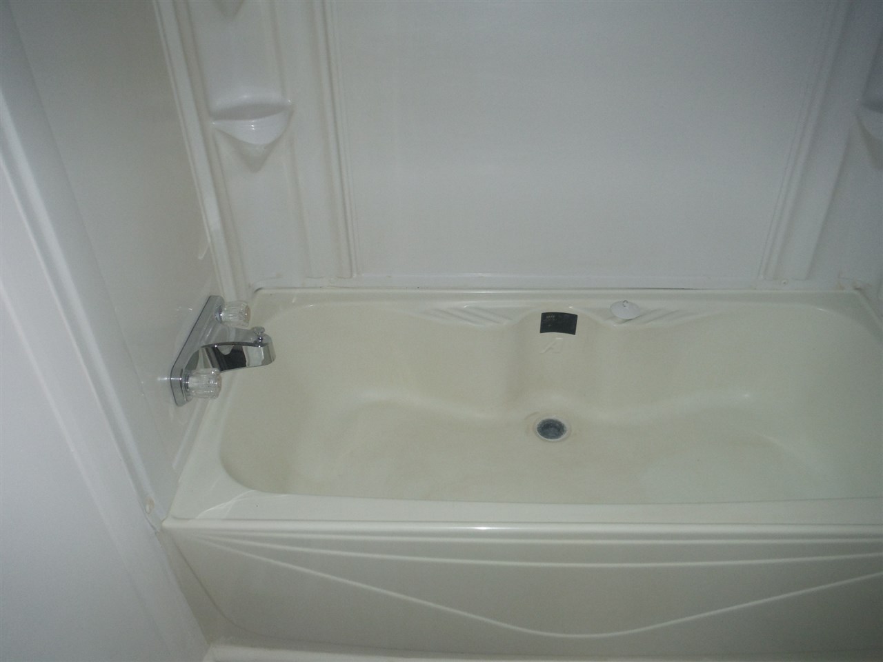 33015 Gilley Road Lillian, AL 36549 - Photo 23 of 44 Tub