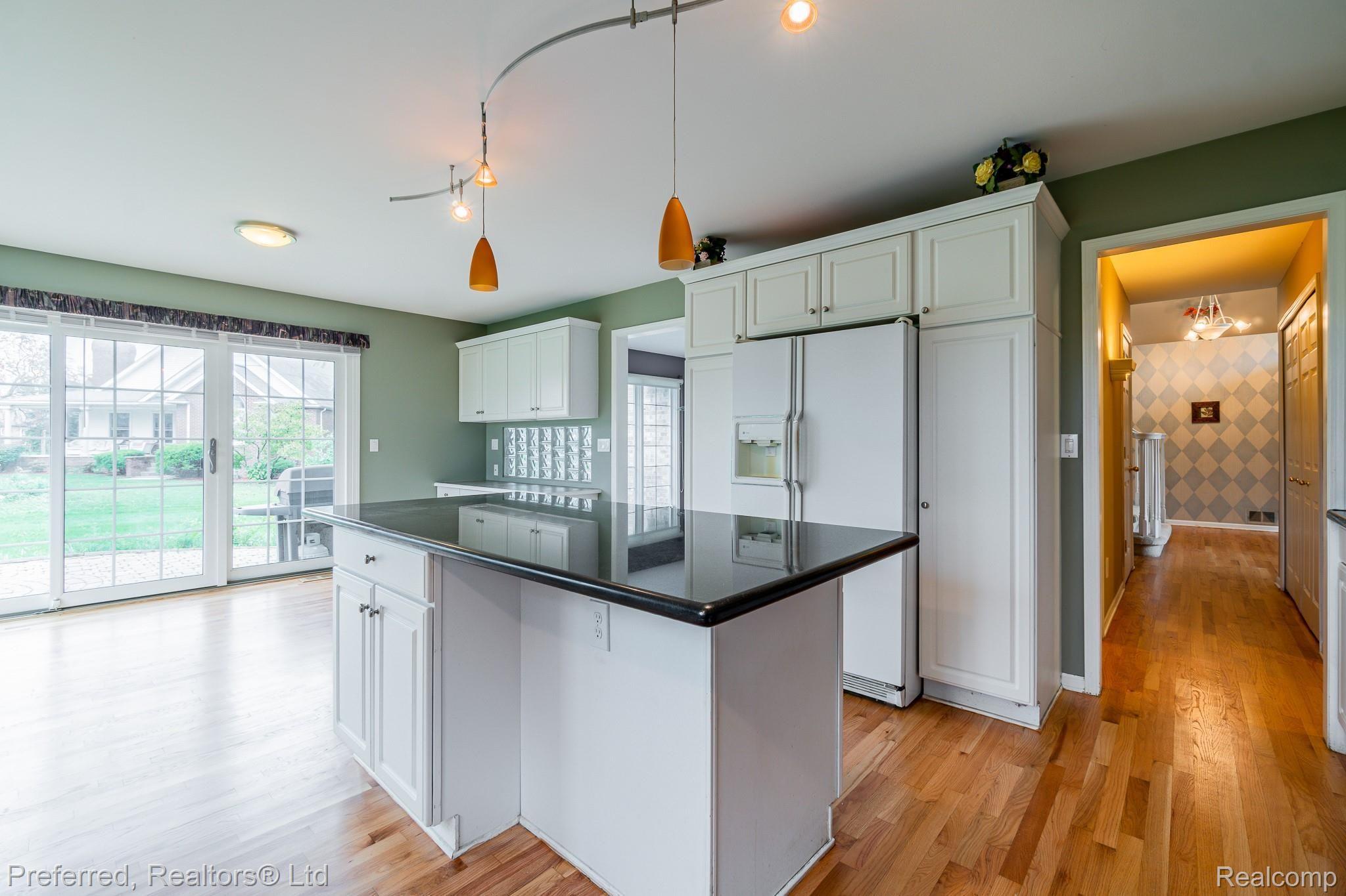 45358 Lothrop Road Canton, MI 48188 - Photo 24 of 49 Lothrop-29.jpg