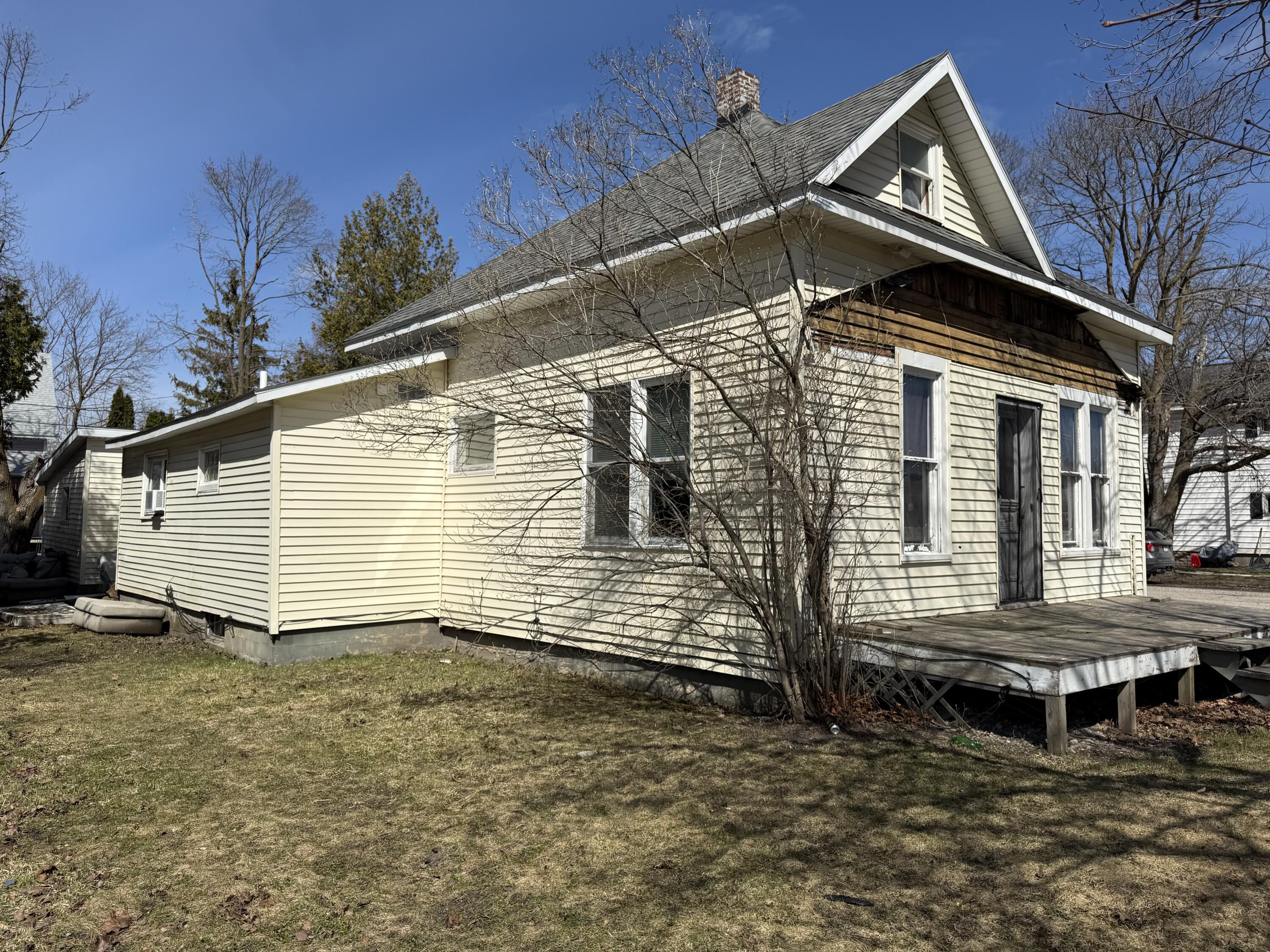 800 Division Street Cheboygan, MI 49721 - Photo 12 of 35 image00012