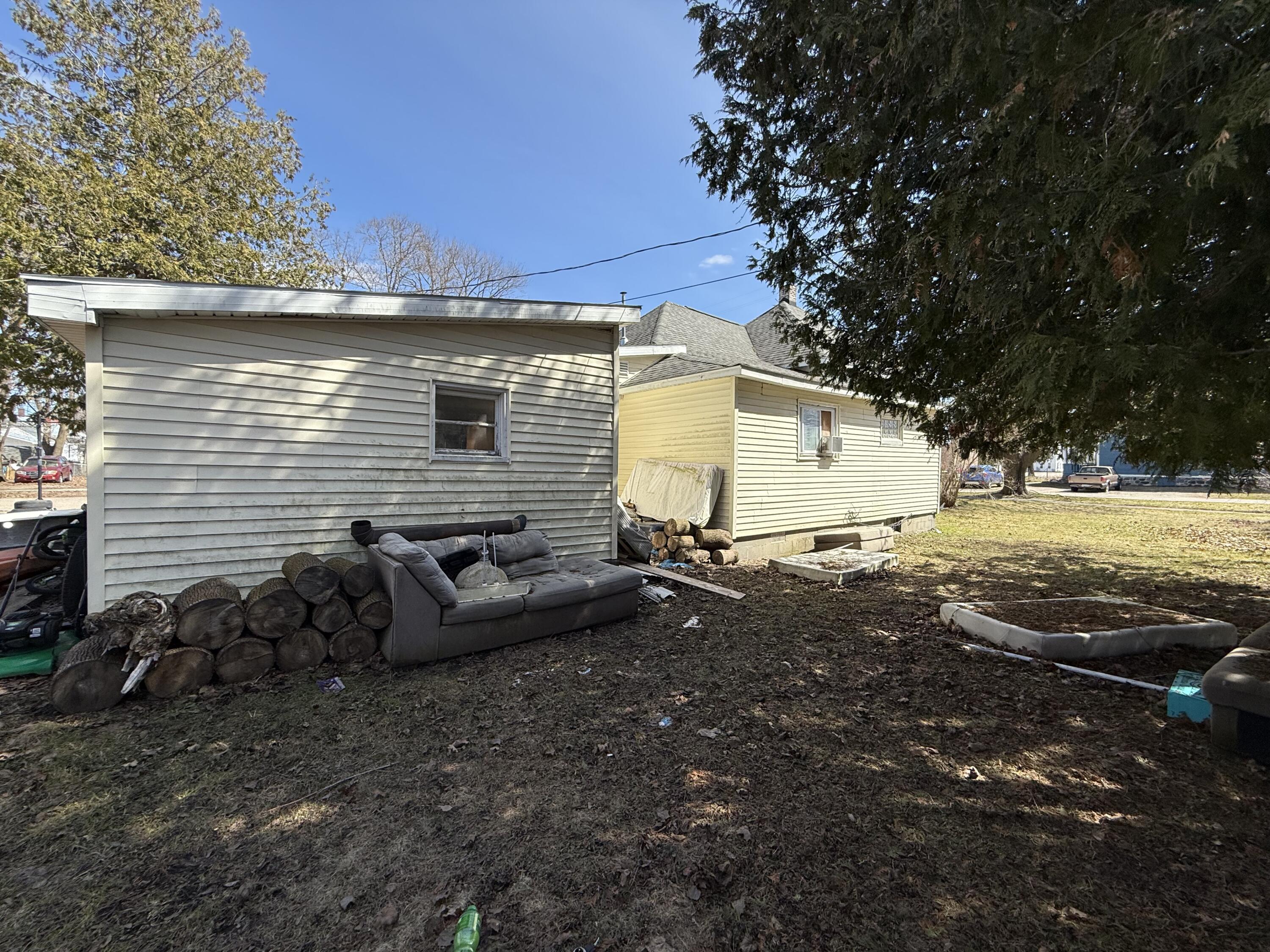 800 Division Street Cheboygan, MI 49721 - Photo 8 of 35 image00008