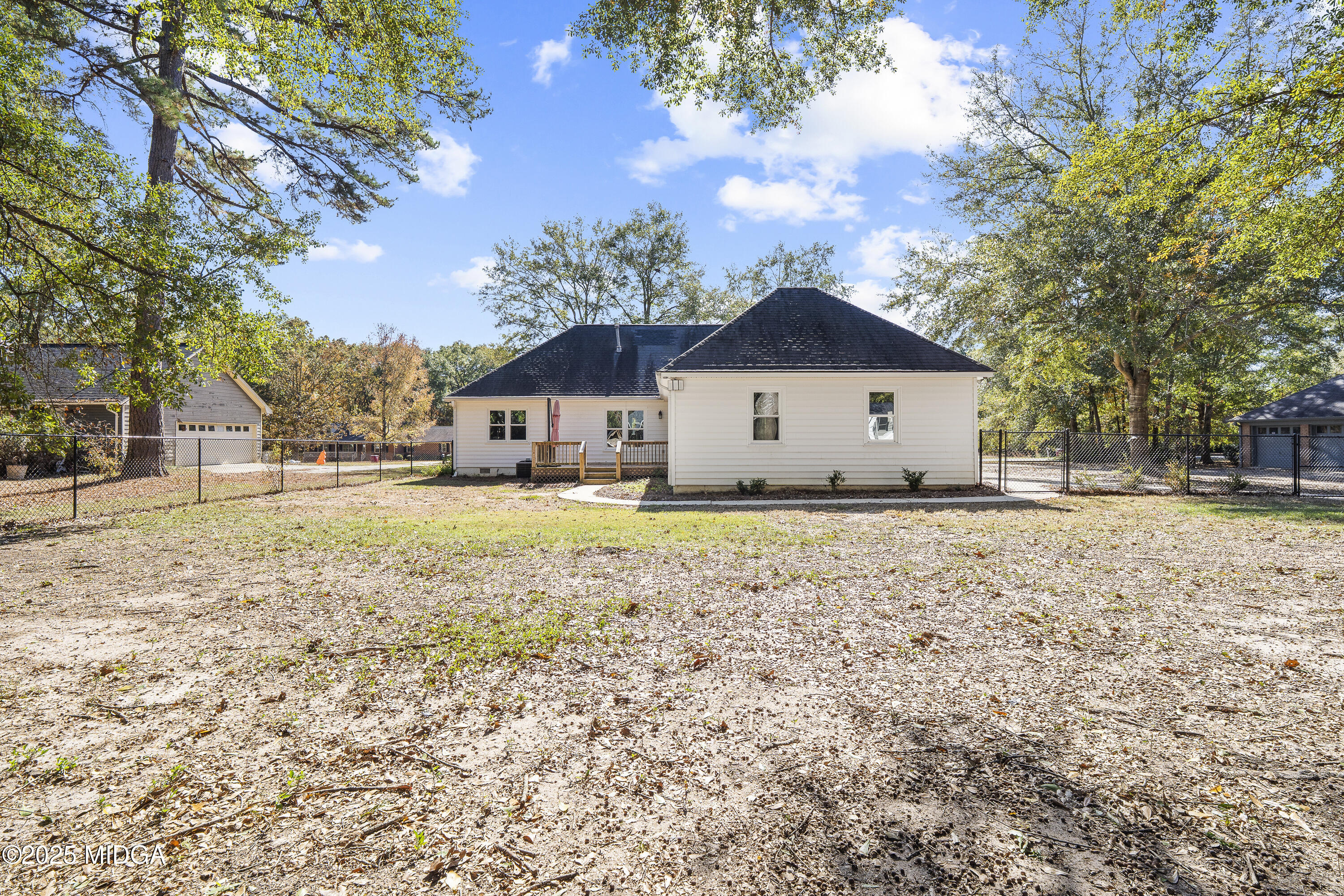113 Ridge Circle Macon, GA 31216 - Photo 34 of 36 113 Ridge Cir-04837