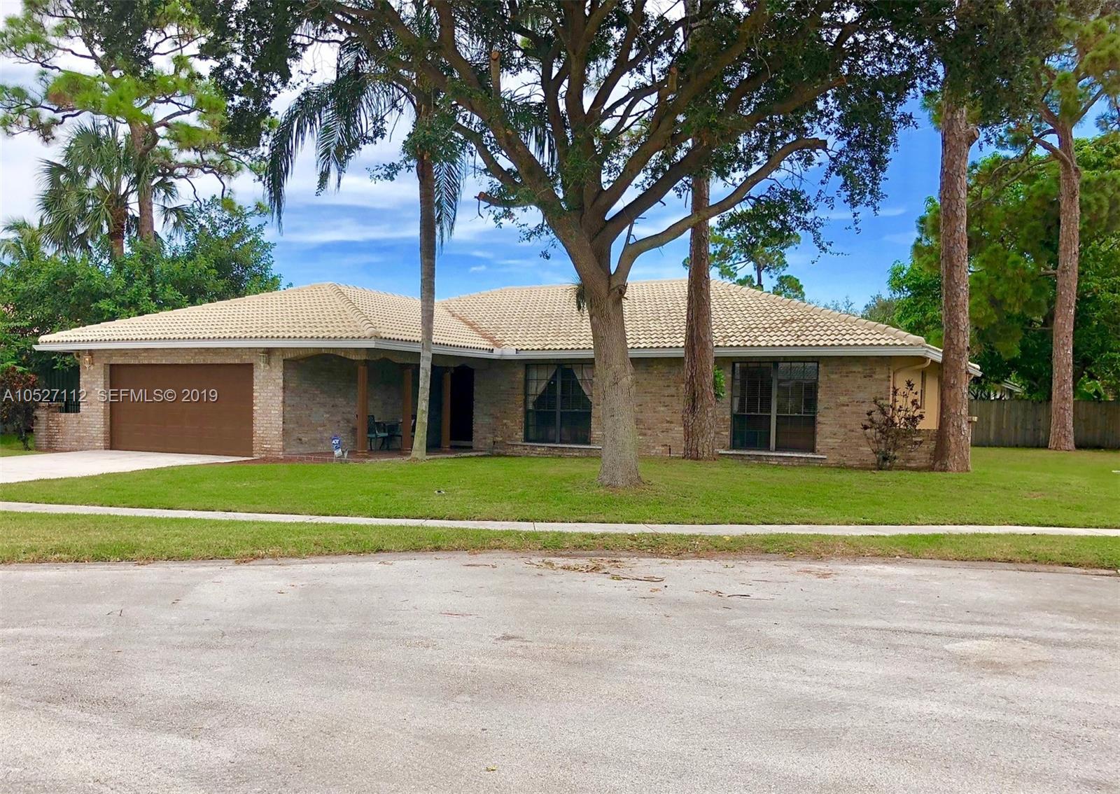 20906 Encanto Court Boca Raton, FL 33433 - Photo 2 of 47 Gallery Image 2