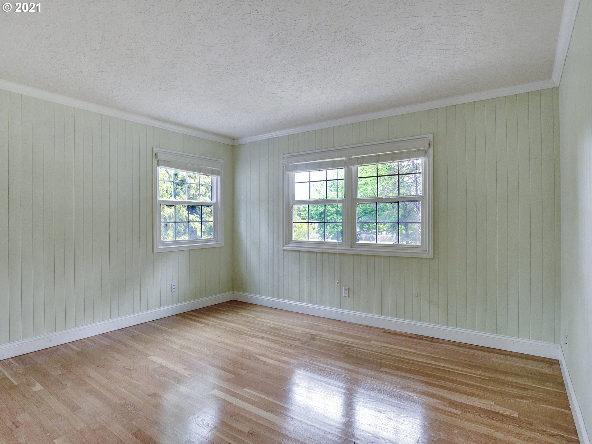 7265 Southwest Sharon Lane Portland, OR 97225 - Photo 19 of 32 Gallery Image 19