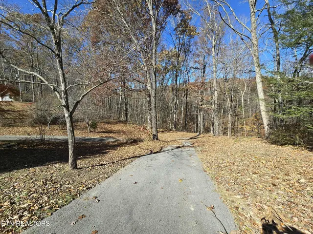 $325,000 | 127 Lark Lane, La Follette, TN 37766