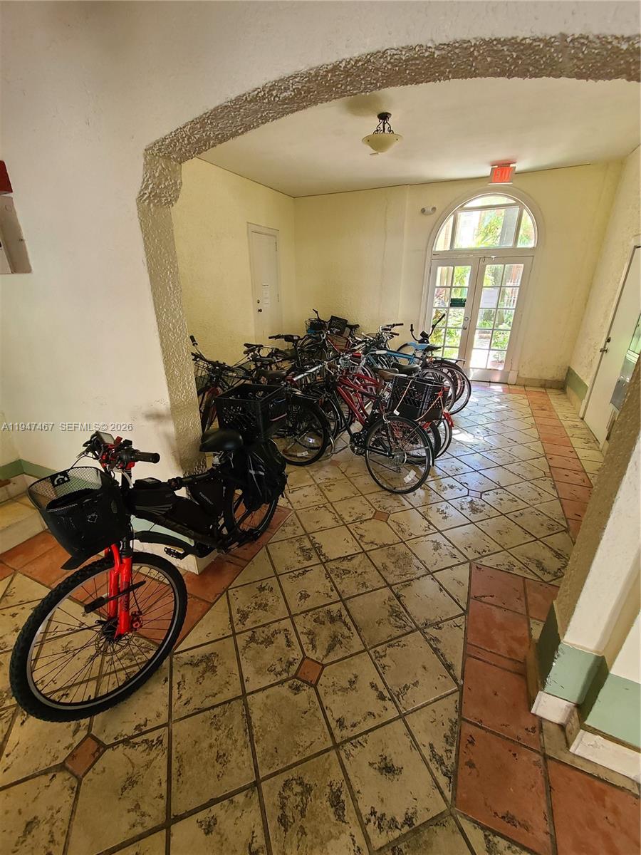 900 16th Street, Unit 109 Miami Beach, FL 33139 - Photo 18 of 42