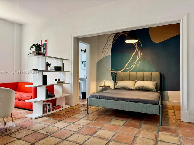 $1,750 | 900 16th Street, Unit 109, Miami Beach, FL 33139