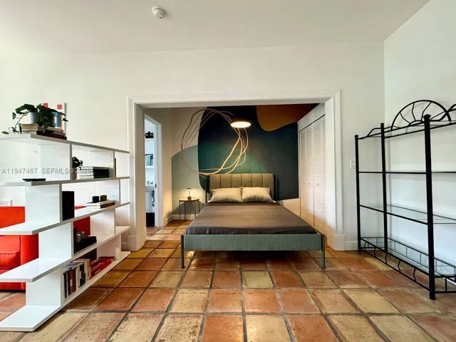 $1,750 | 900 16th Street, Unit 109, Miami Beach, FL 33139