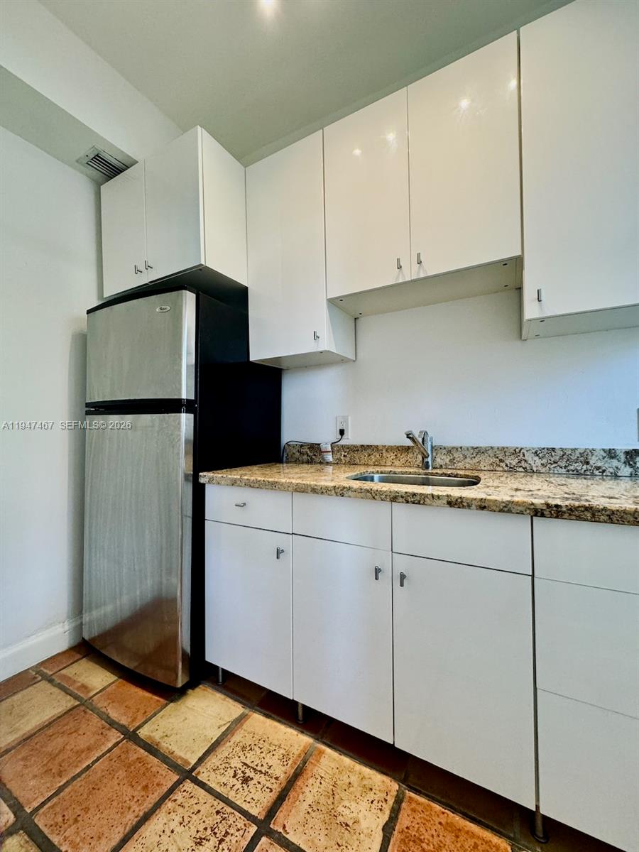 900 16th Street, Unit 109 Miami Beach, FL 33139 - Photo 36 of 42