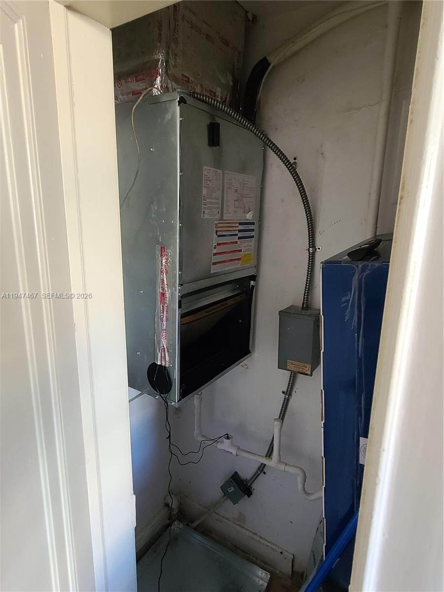 900 16th Street, Unit 109 Miami Beach, FL 33139 - Photo 38 of 42