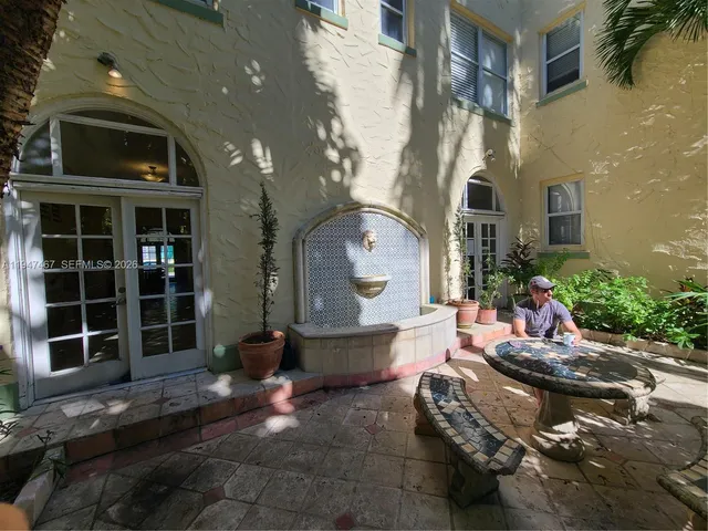 $1,750 | 900 16th Street, Unit 109, Miami Beach, FL 33139