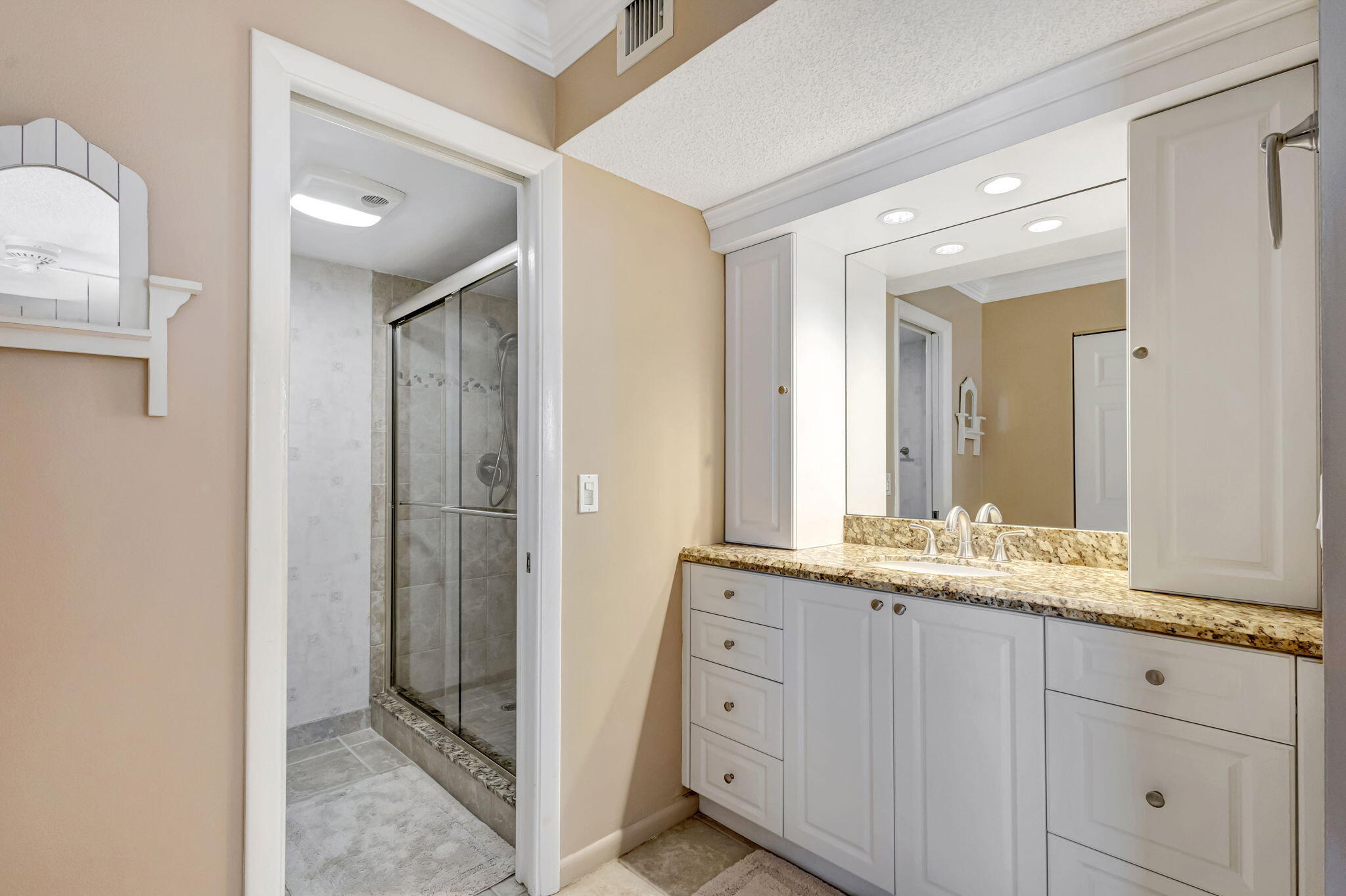 200 Ocean Trail Way, Unit 510 Jupiter, FL 33477 - Photo 19 of 49 Primary Bath