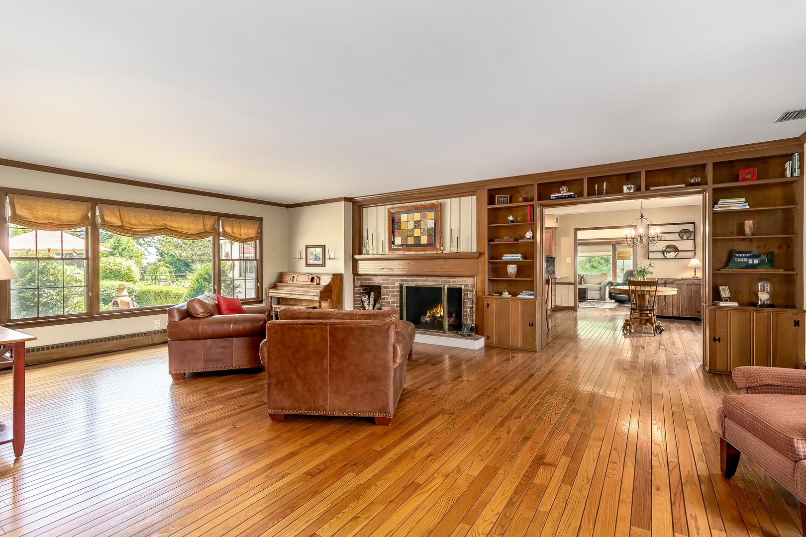 961 Deerpath Road North Aurora, IL 60542 - Photo 11 of 28