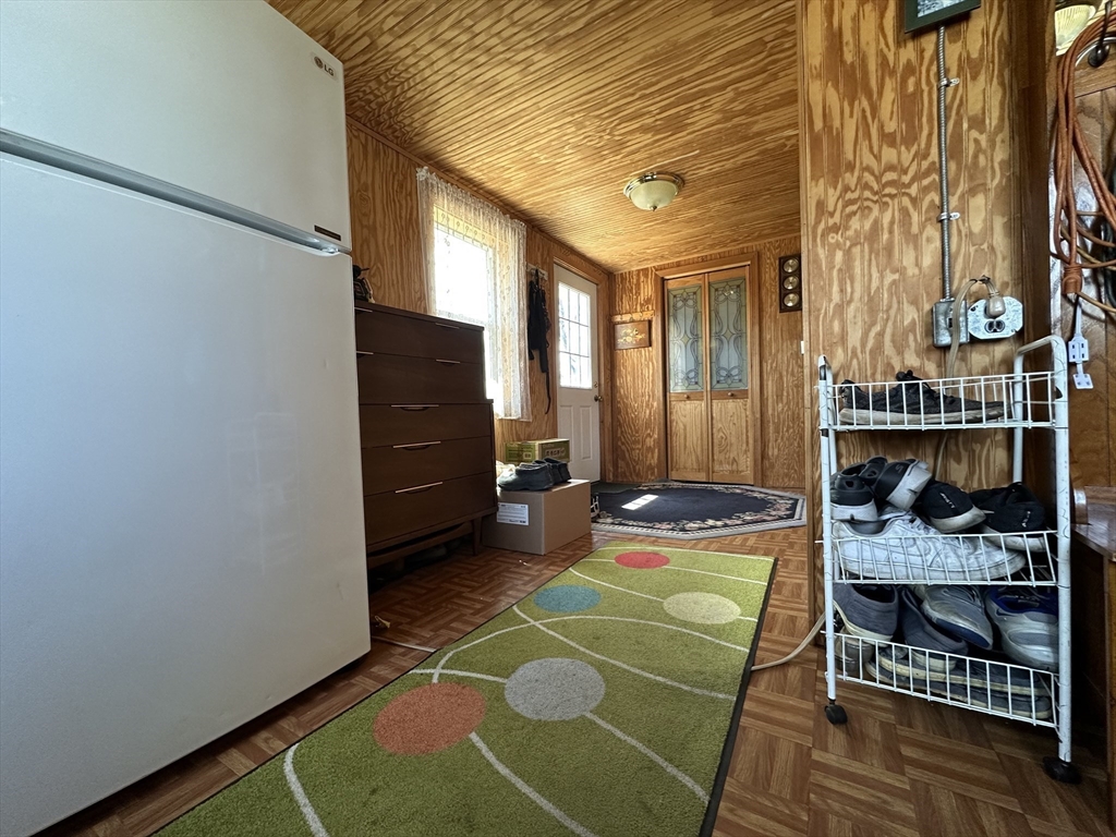 133 Hampden Street West Springfield, MA 01089 - Photo 24 of 34