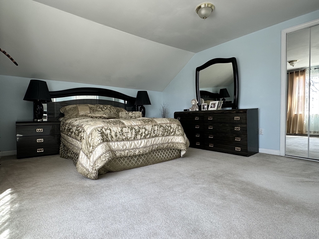 133 Hampden Street West Springfield, MA 01089 - Photo 27 of 34