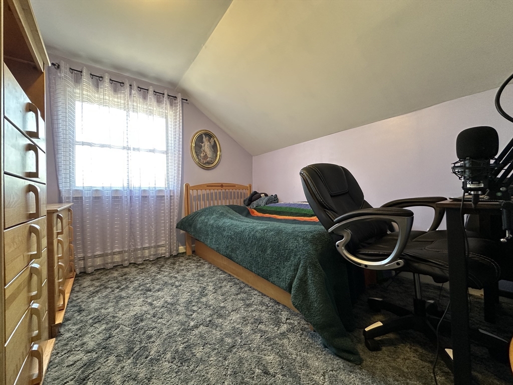 133 Hampden Street West Springfield, MA 01089 - Photo 30 of 34