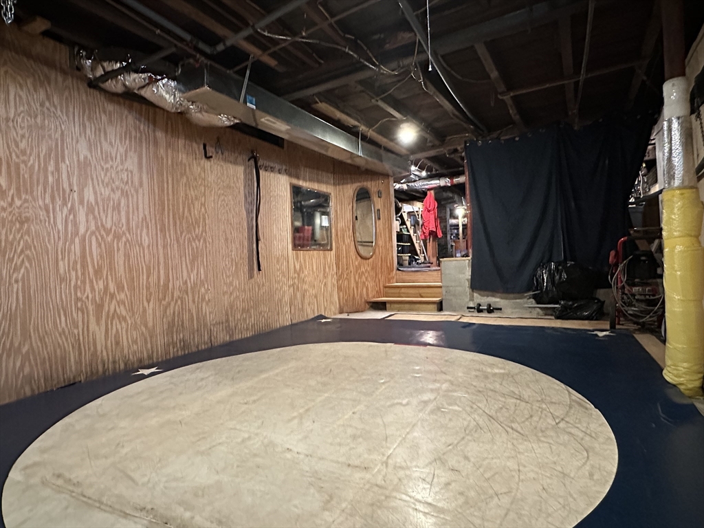 133 Hampden Street West Springfield, MA 01089 - Photo 32 of 34