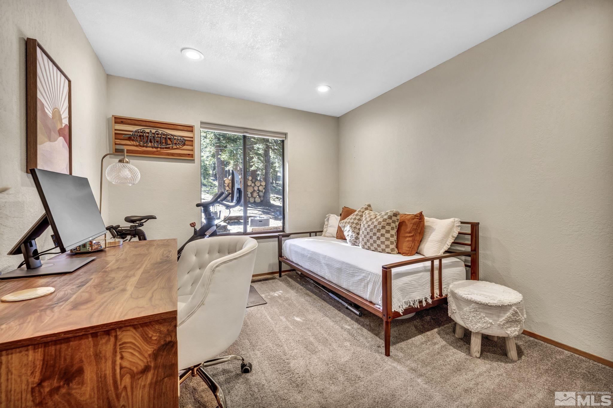 445 Andria Drive Stateline, NV 89449 - Photo 25 of 36 a living room with furniture and a window