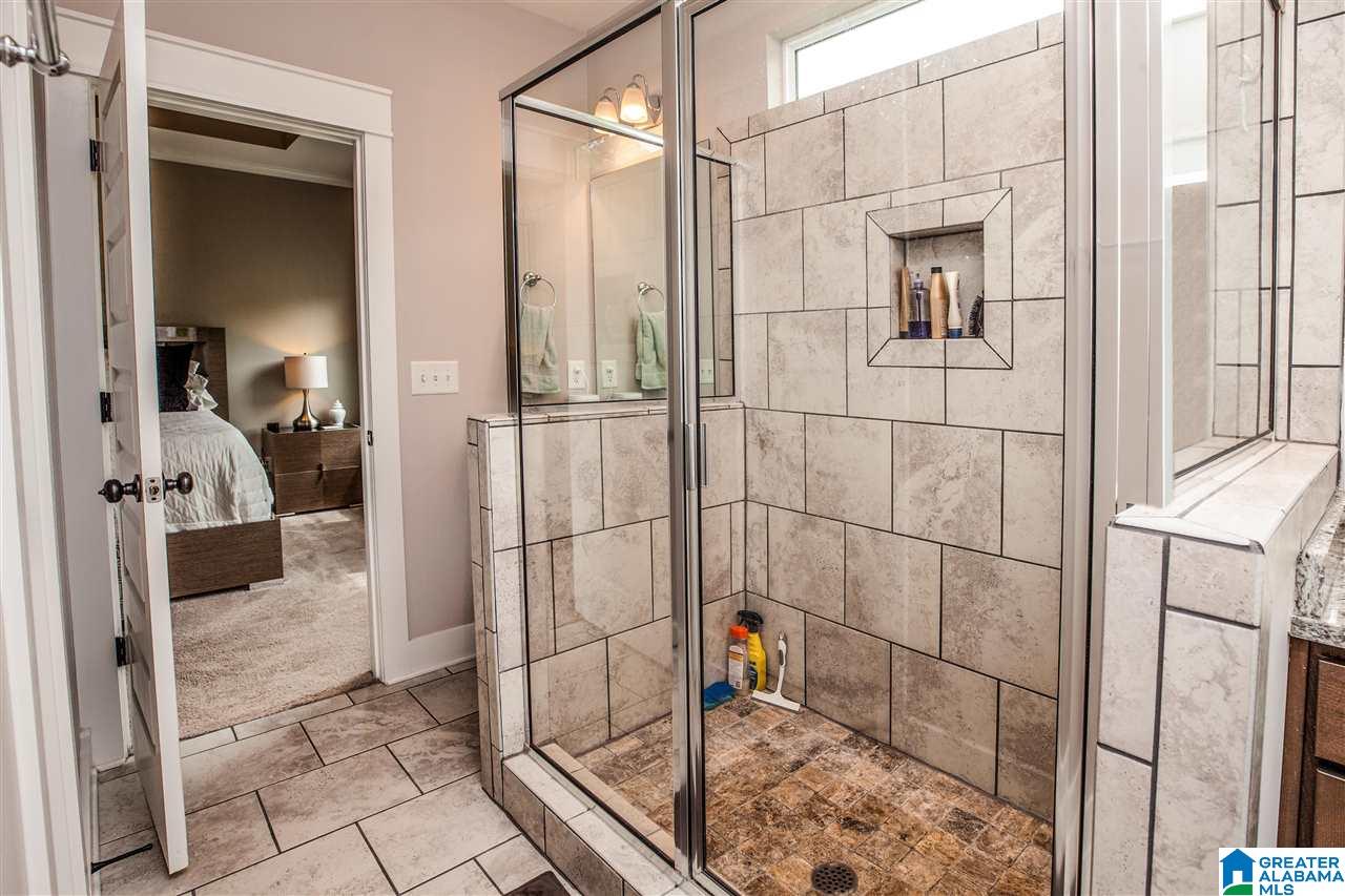 1445 Valley Trace Birmingham, AL 35210 - Photo 20 of 37