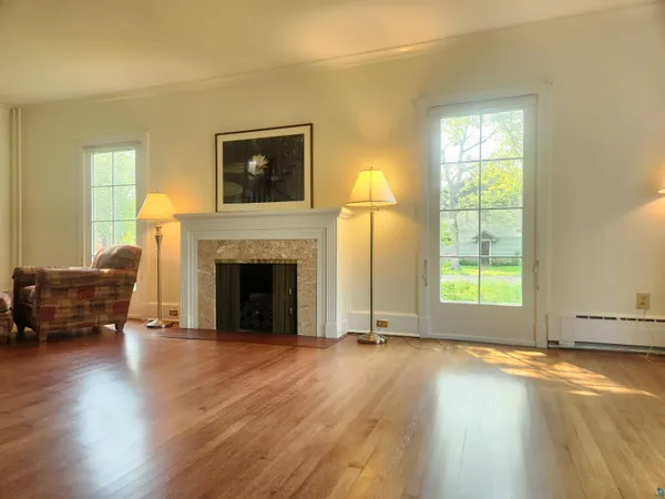 $290,000 | 822 MacArthur Avenue, Ashland, WI 54806