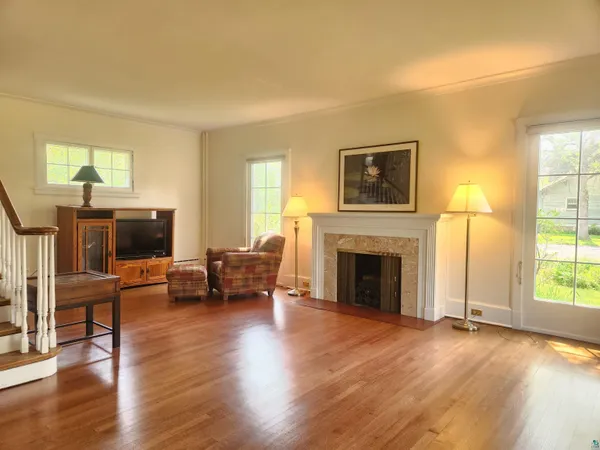 $290,000 | 822 MacArthur Avenue, Ashland, WI 54806