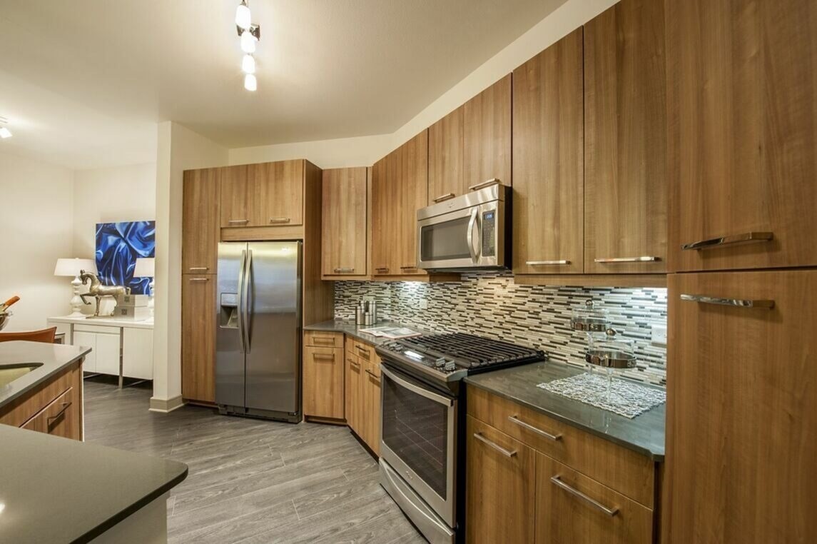 2111 Westheimer Road, Unit 1226 Houston, TX 77098 - Photo 2 of 6