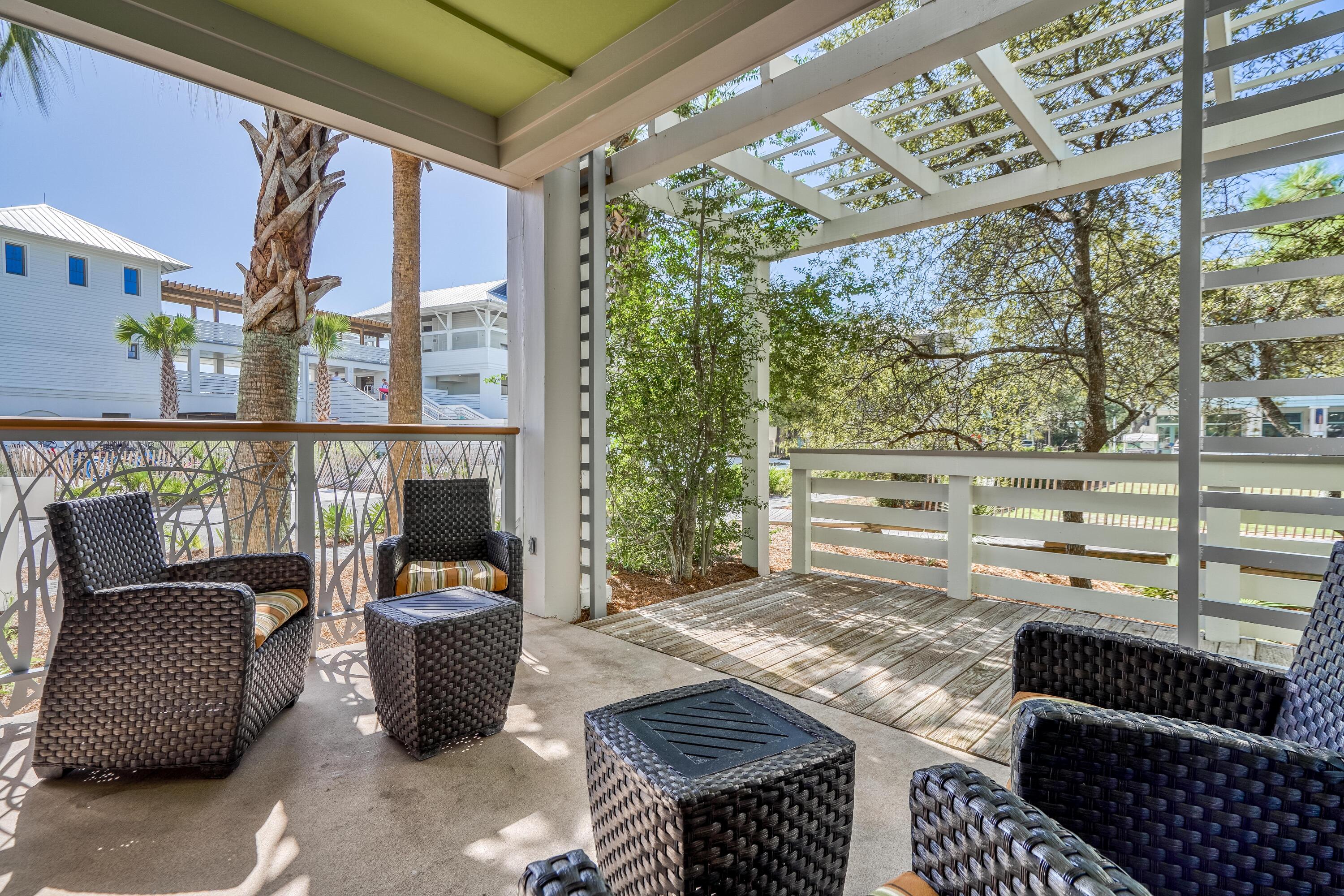 29 Goldenrod Circle, Unit 303/7 Santa Rosa Beach, FL 32459 - Photo 29 of 36 a living room with furniture