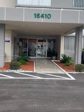 $1,750 | 16410 Miami Drive, Unit 706, North Miami Beach, FL 33162