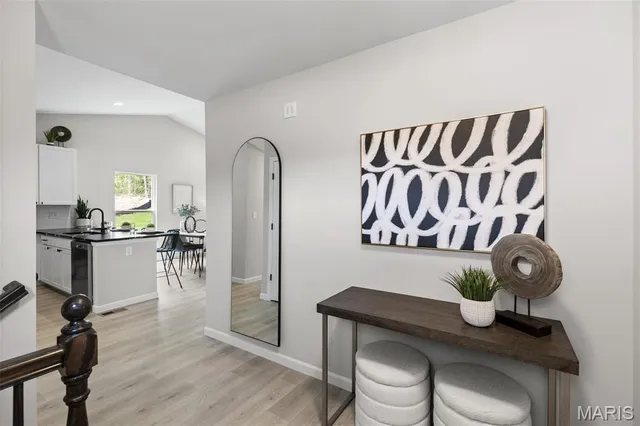 $289,572 | 1067 Black Bear Drive, House Springs, MO 63051