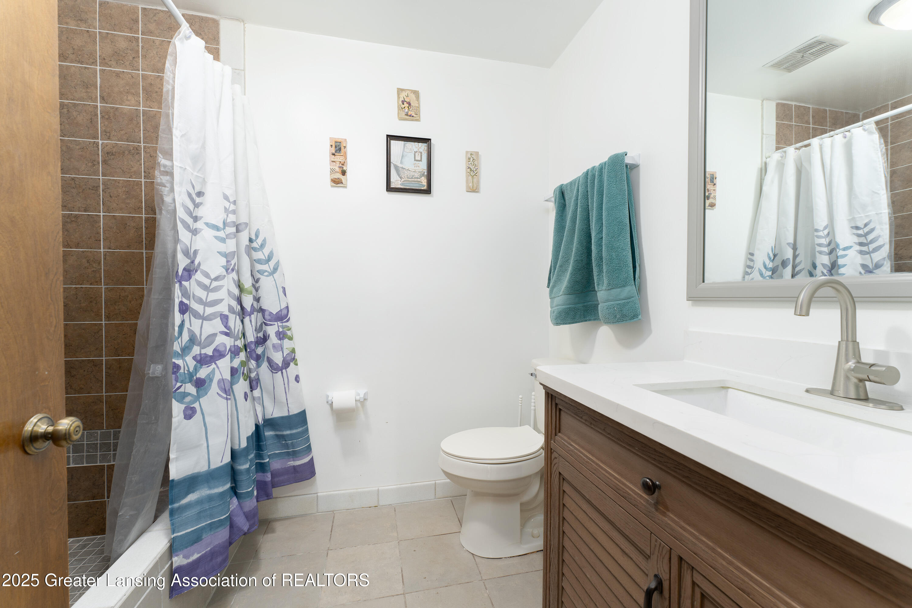 9478 South Francis Road Dewitt, MI 48820 - Photo 13 of 45 DSC00501