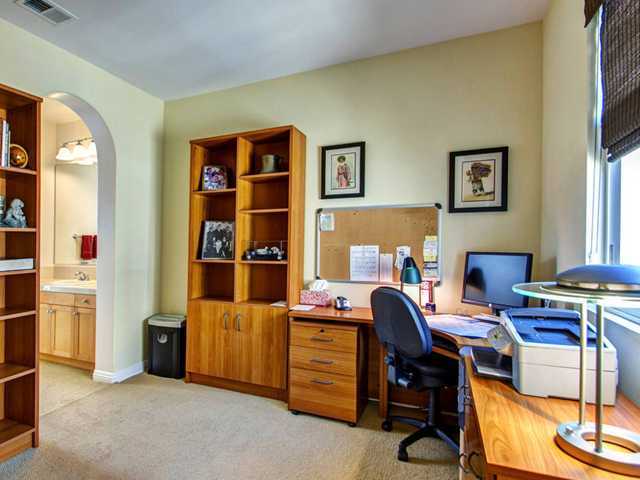 2081 Historic Decatur Road San Diego, CA 92106 - Photo 22 of 25 Additional Bedroom