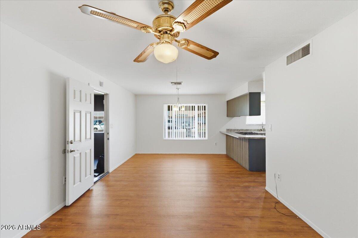 5407 West Monte Vista Road Phoenix, AZ 85035 - Photo 14 of 46