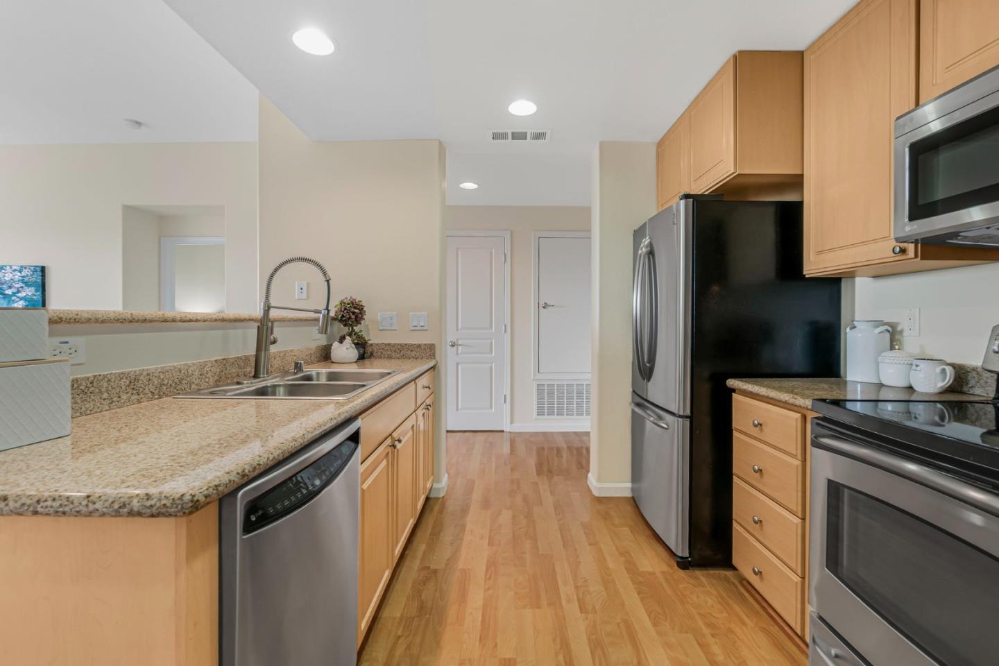 1883 Agnew Road, Unit 301 Santa Clara, CA 95054 - Photo 20 of 53 Gallery Image 20