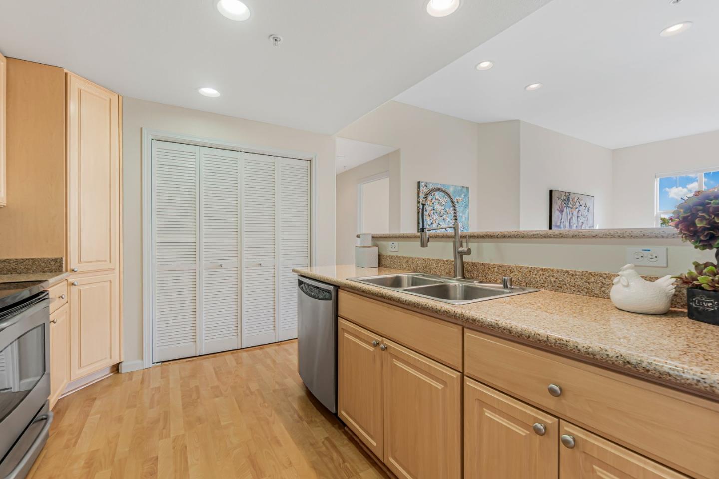 1883 Agnew Road, Unit 301 Santa Clara, CA 95054 - Photo 21 of 53 Gallery Image 21