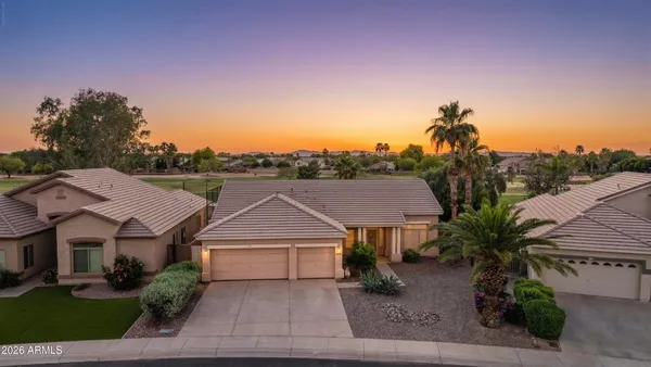$595,000 | 1038 South Palomino Creek Drive, Gilbert, AZ 85296