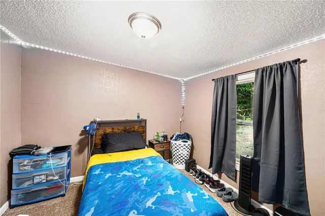 $170,000 | 7104 East 107th Place, Kansas City, MO 64134