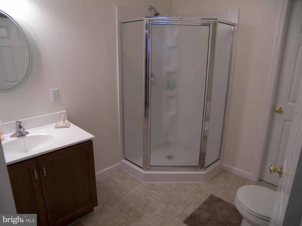 798 Wallingford Road, Unit 282 Lititz, PA 17543 - Photo 11 of 15